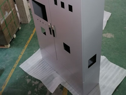 Gabinete eléctrico para sistema de tratamiento de gases de escape